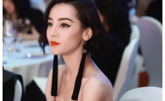 女主在娱乐圈里吃瓜,女主的吃瓜日常