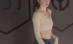 娱乐八卦吃瓜带货视频,跟随吃瓜大军，解锁明星带货新潮流